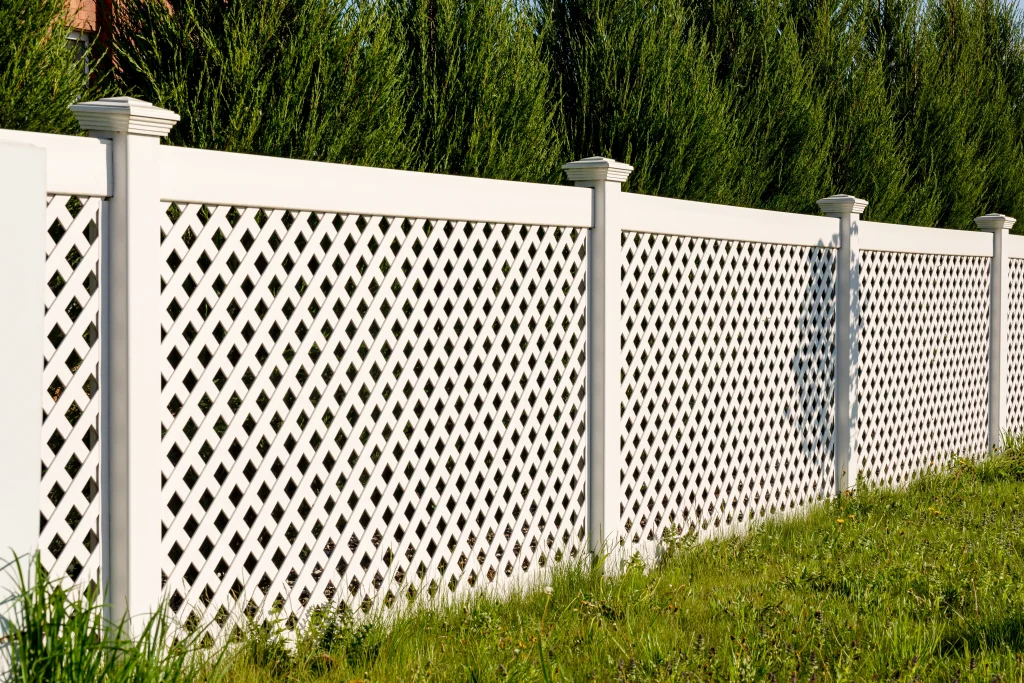 Vinyl Fence Service in New York